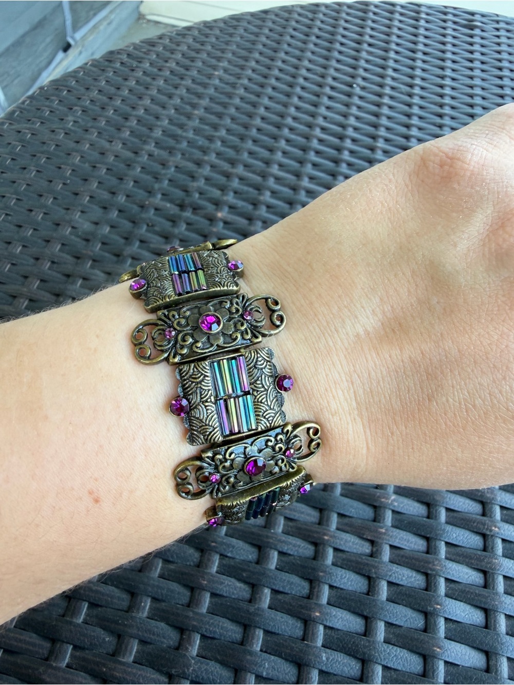 Vintage-Inspired Filigree Bracelet with Purple Crystal Accents